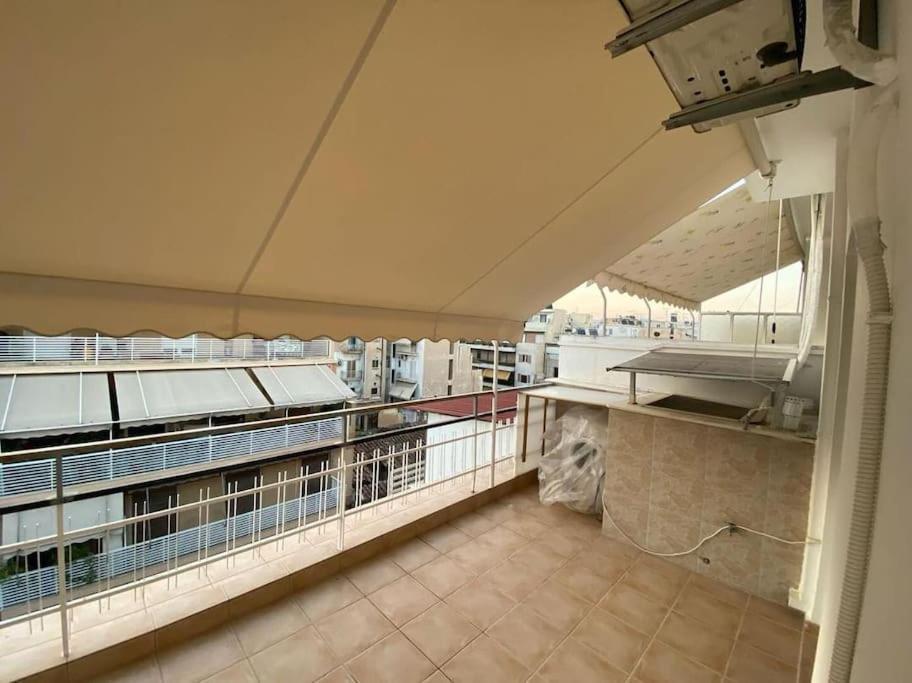 شقة Pent House With Terrace بيرايوس المظهر الخارجي الصورة