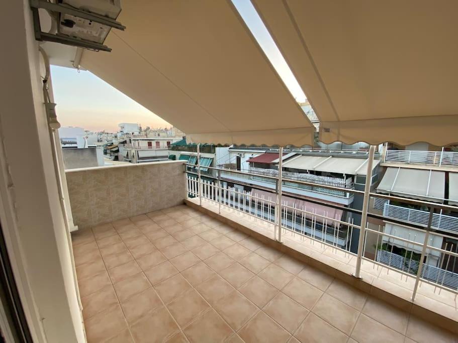 شقة Pent House With Terrace بيرايوس المظهر الخارجي الصورة